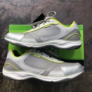 Vionic Zen Walking Sneaker Silver with Lime Accents NIB size 9